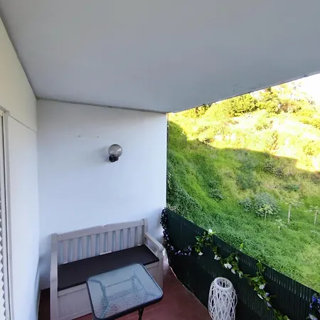 Samantha Apartment